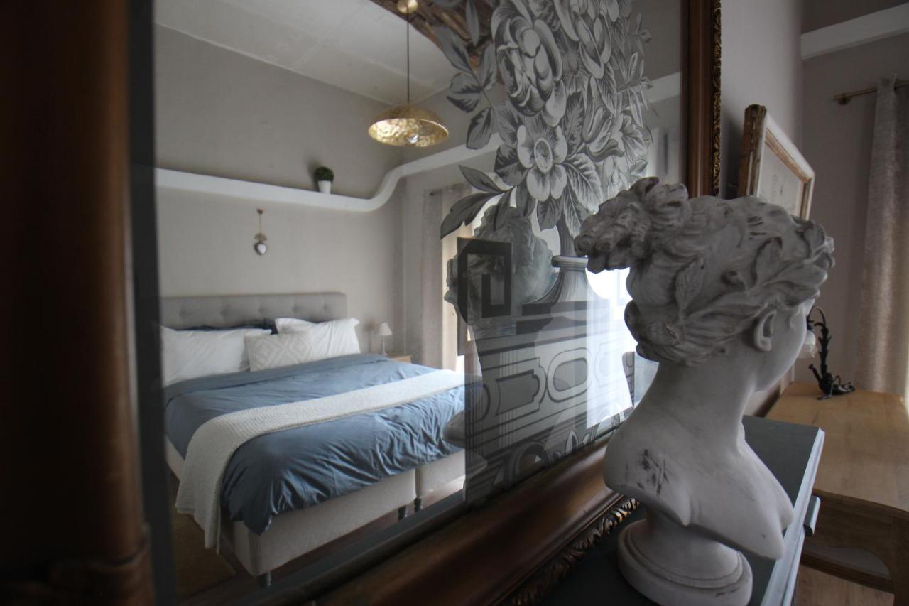 Chateau De Ruesnes エクステリア 写真